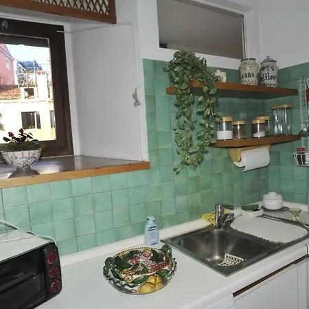 Monolocale Luminosissimo Апартаменты